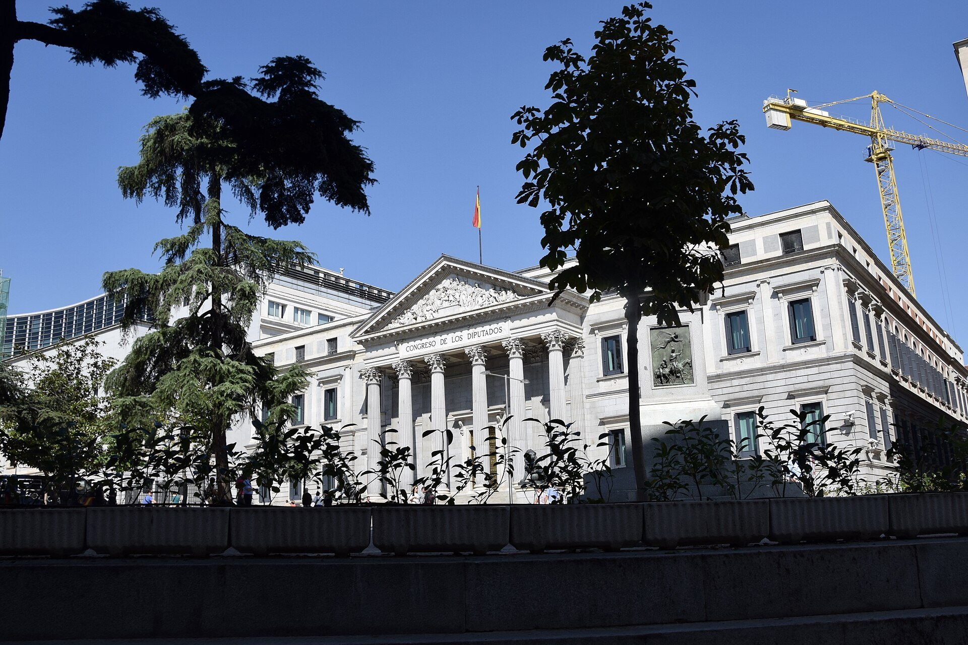 Fachada del Palacio de las Cortes, sede del Congreso de los Diputados, en Madrid